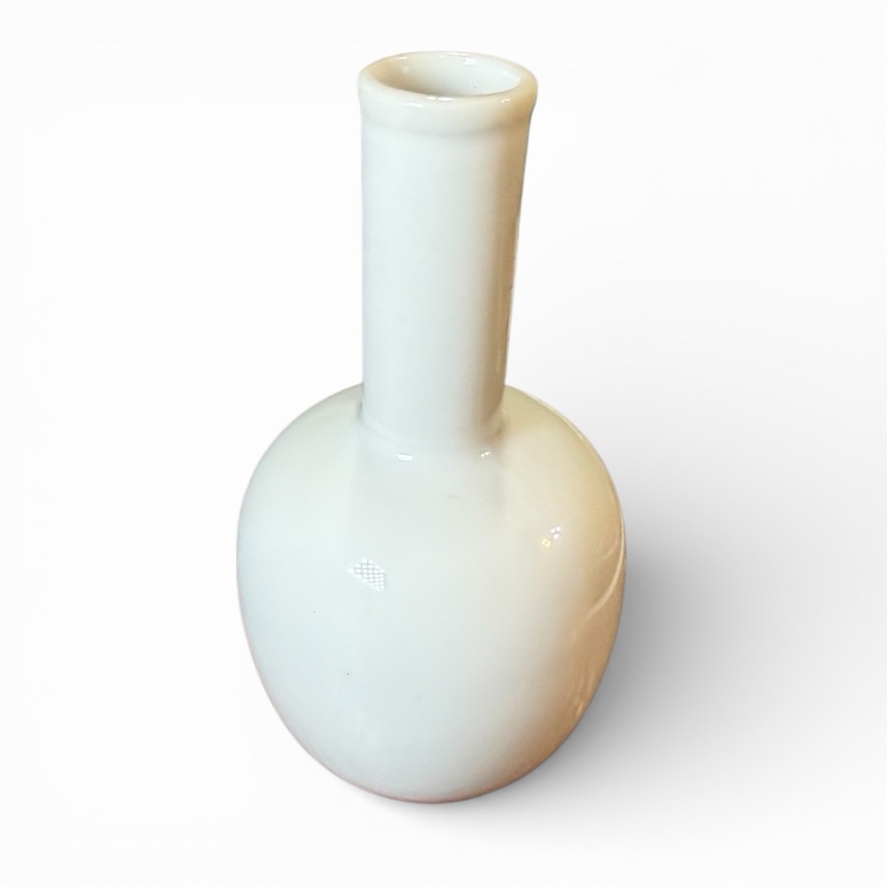 VINTAGE‎ White Ceramic Bud Vase Japan Otagiri Vase -OMC